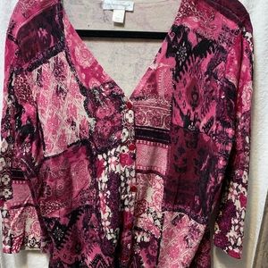 Women’s V-neck cardigan sweater